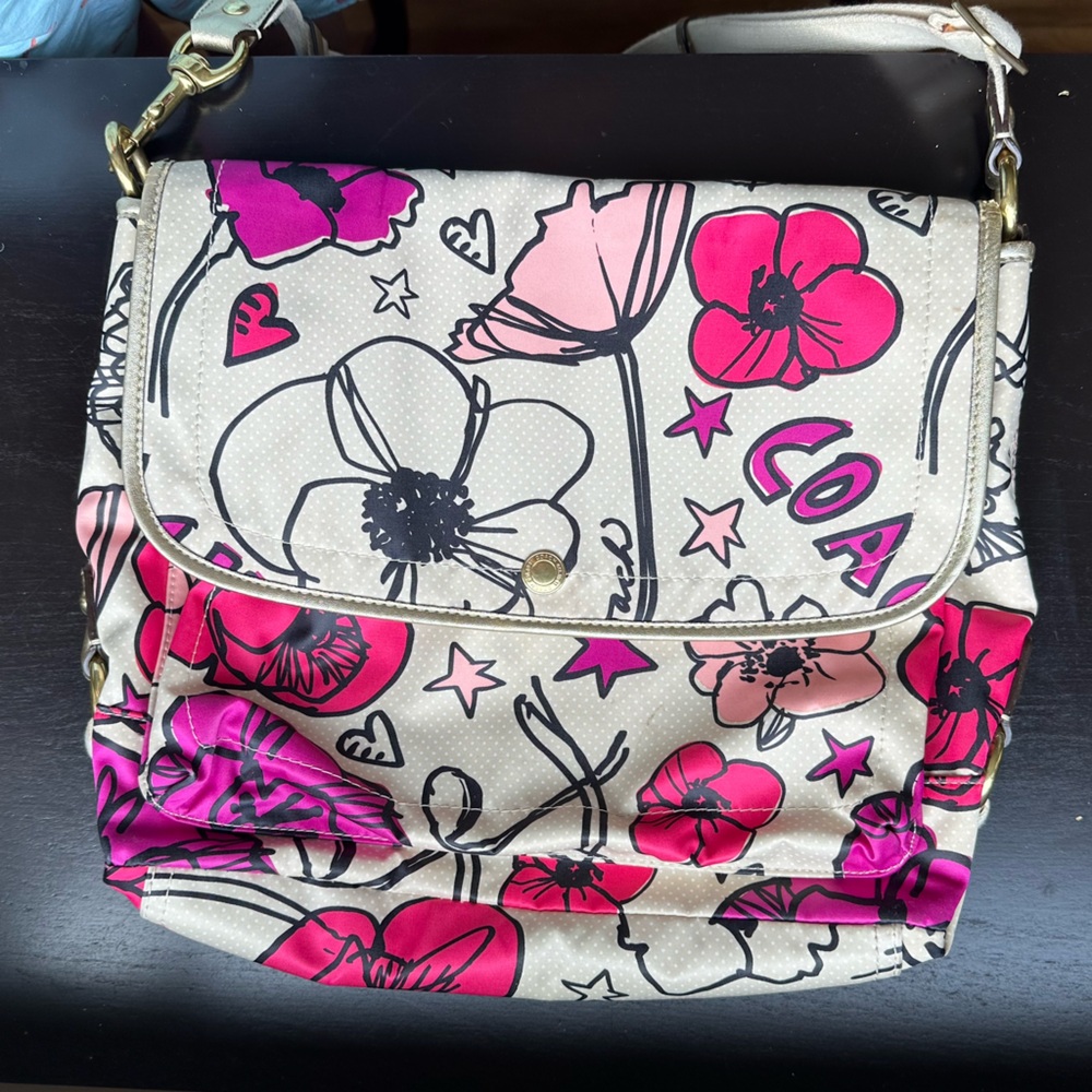 COACH POPPY KYRA messenger bag.